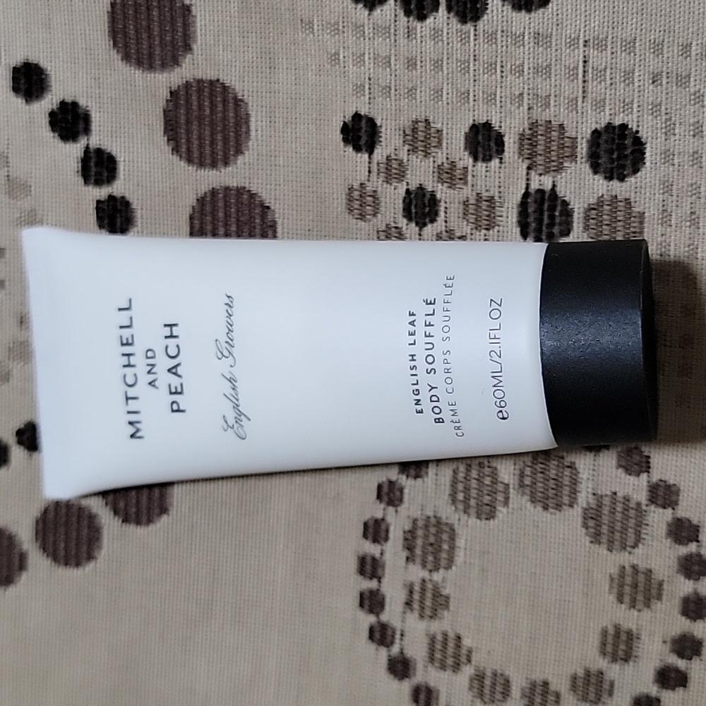 Mitchell And Peach English Leaf Body Souffle 60ml